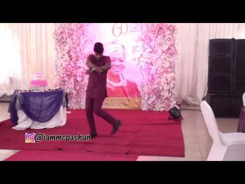 Video-MC-Pashun-Dances-Shaku-Shaku-at-an-Event-in-Lagos